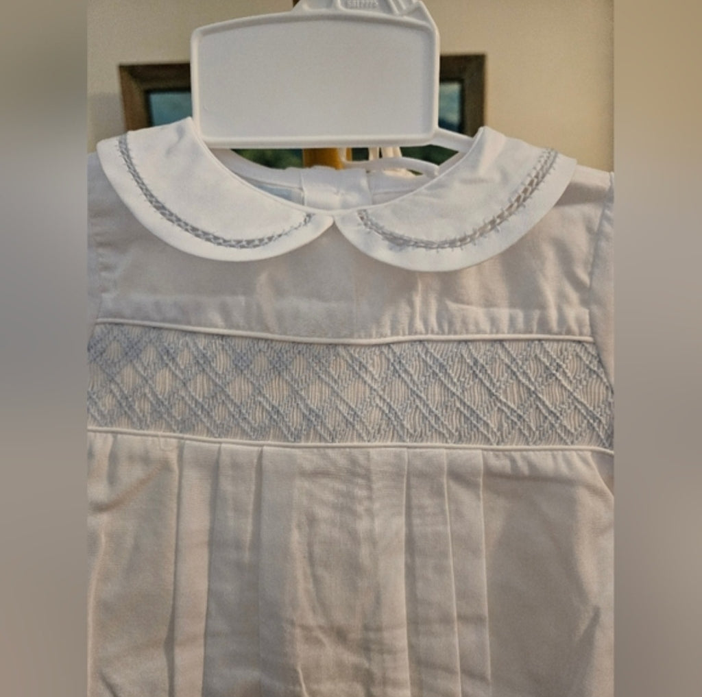 Petit Ami Delicate Heirloom Smocked Romper Sz NB