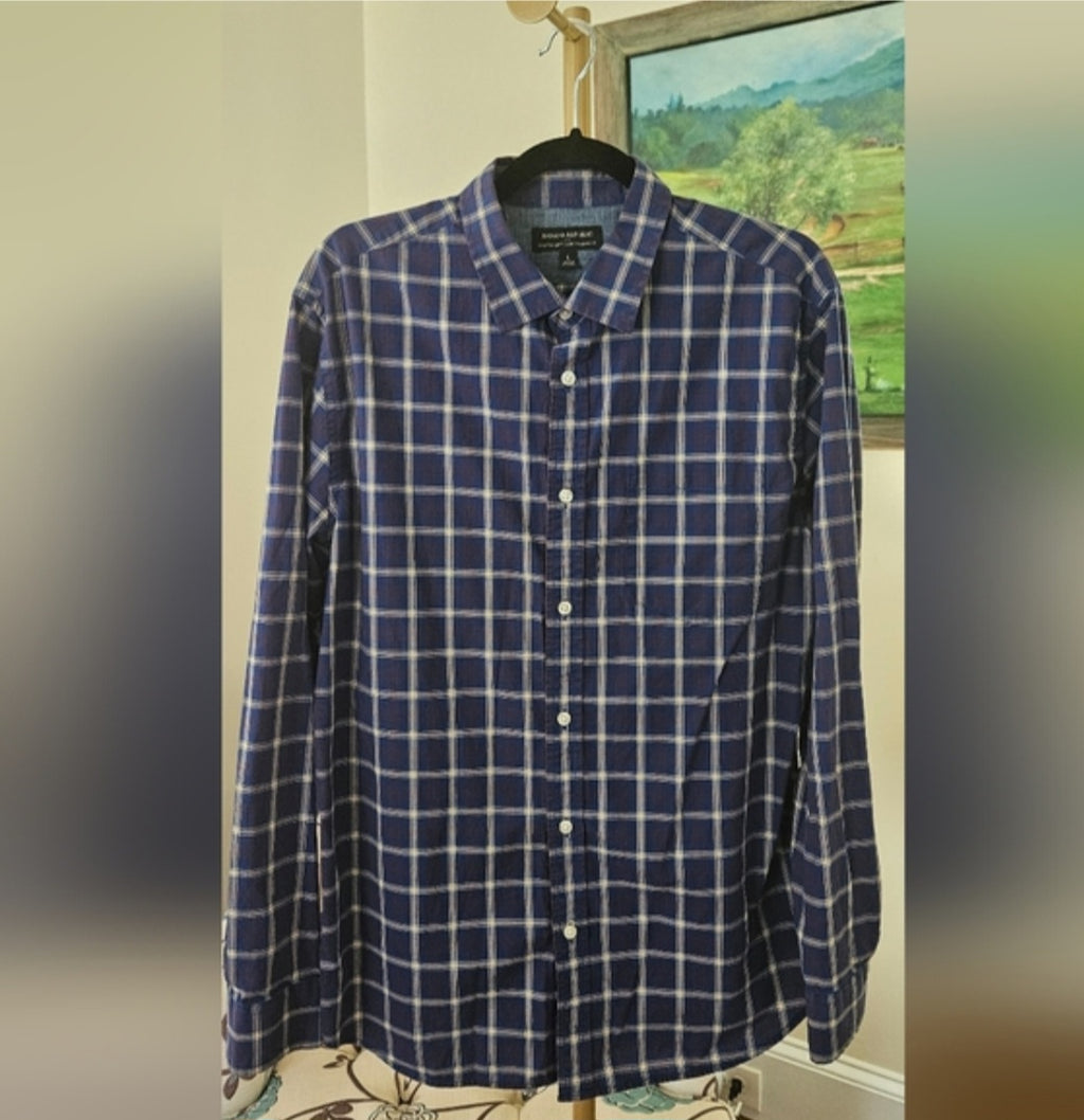 Banana Republic Longsleeve Button Up Standard Fit Shirt Size Large