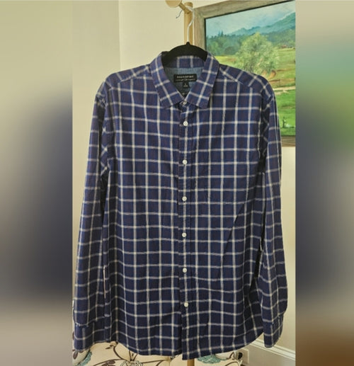 Banana Republic Longsleeve Button Up Standard Fit Shirt Size Large