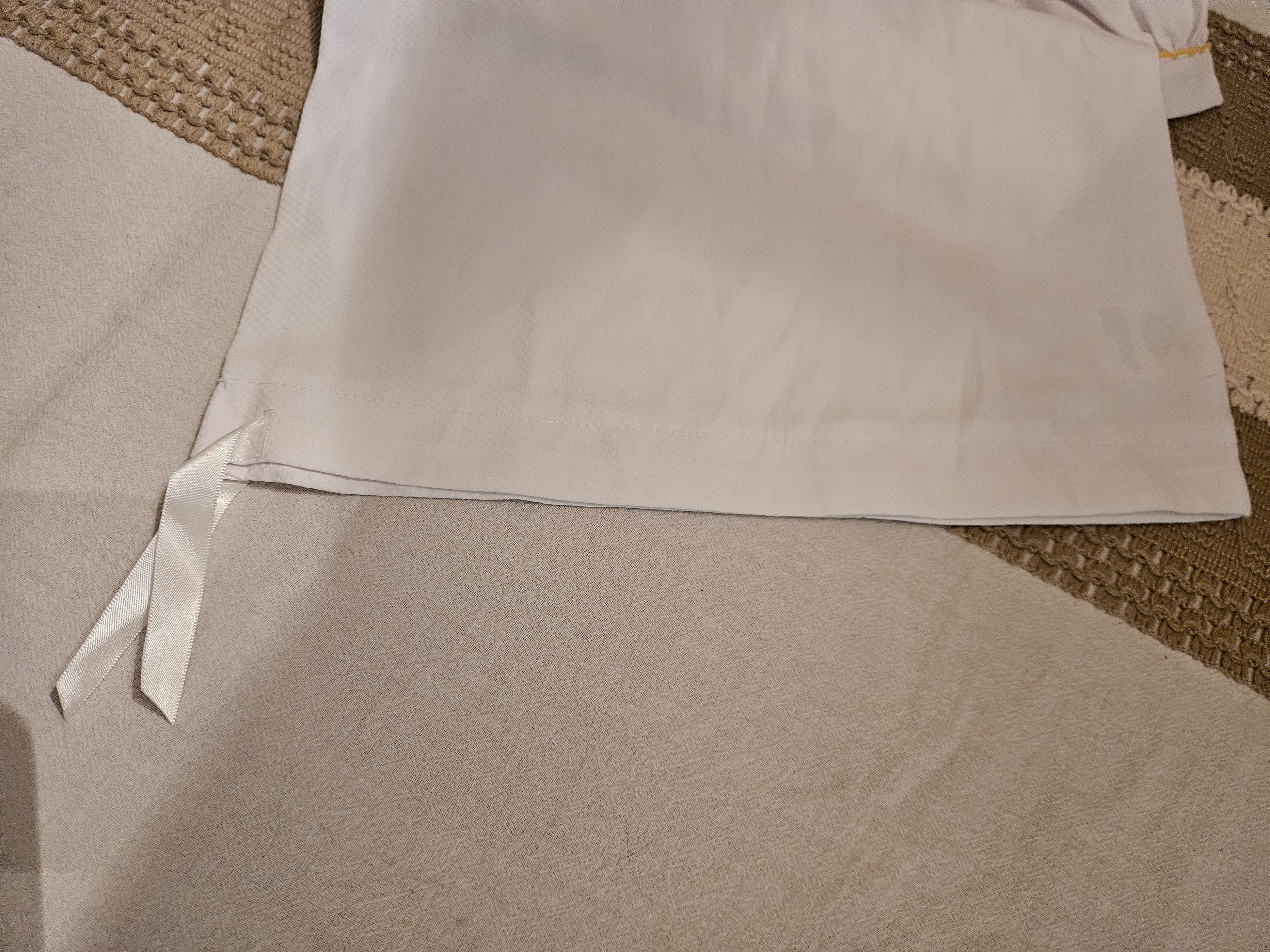 MSC White Dress with Yellow Smocked Ducks Sz 0-6M