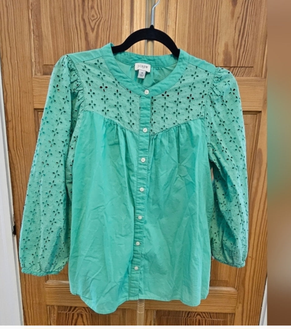 J.Crew Mint Green Laser Cut Out Button Up Top Size Small