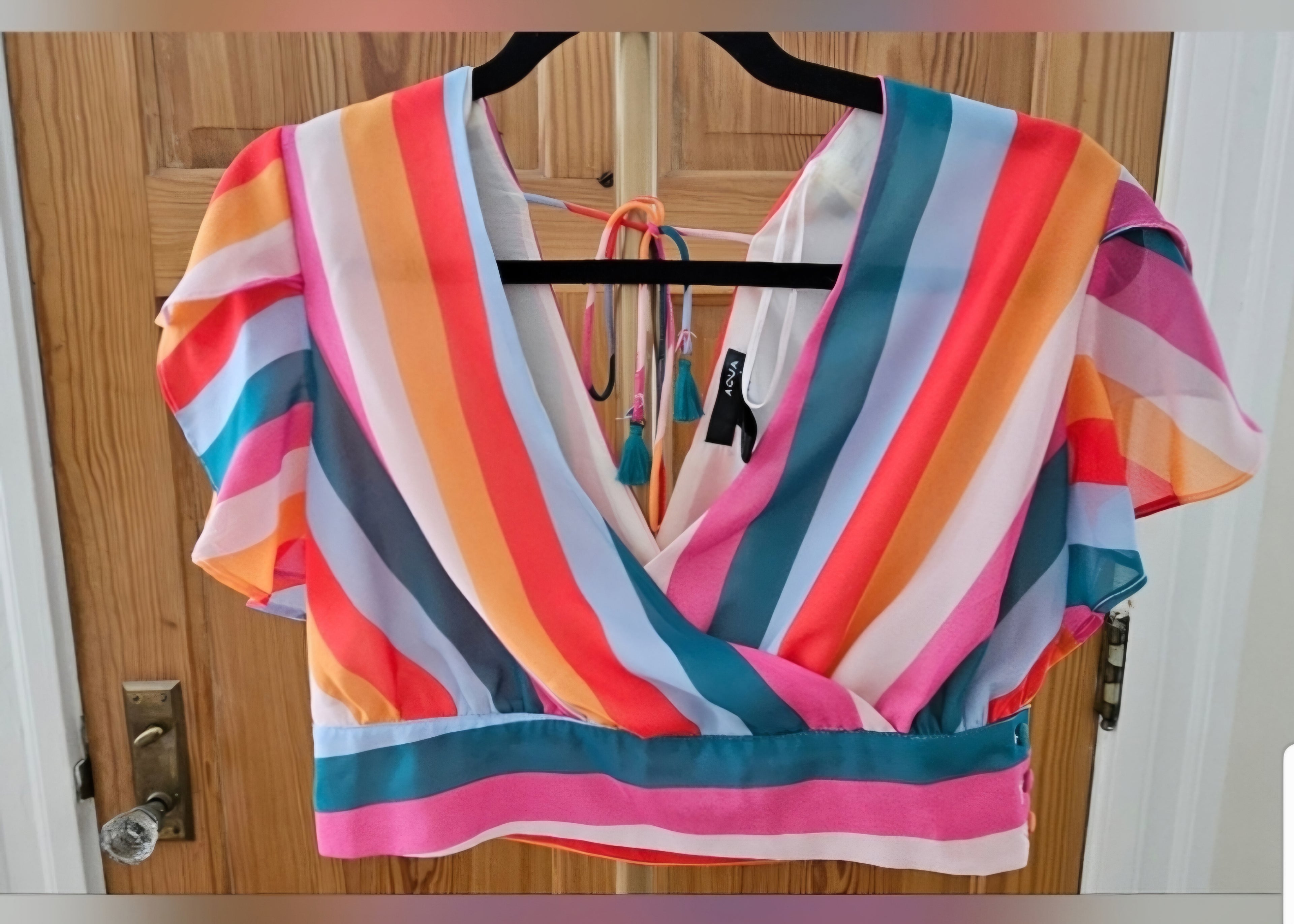 Aqua Cropped Striped Flutter Sleeve Blouse, Side button Size Med,Fitted band 30"