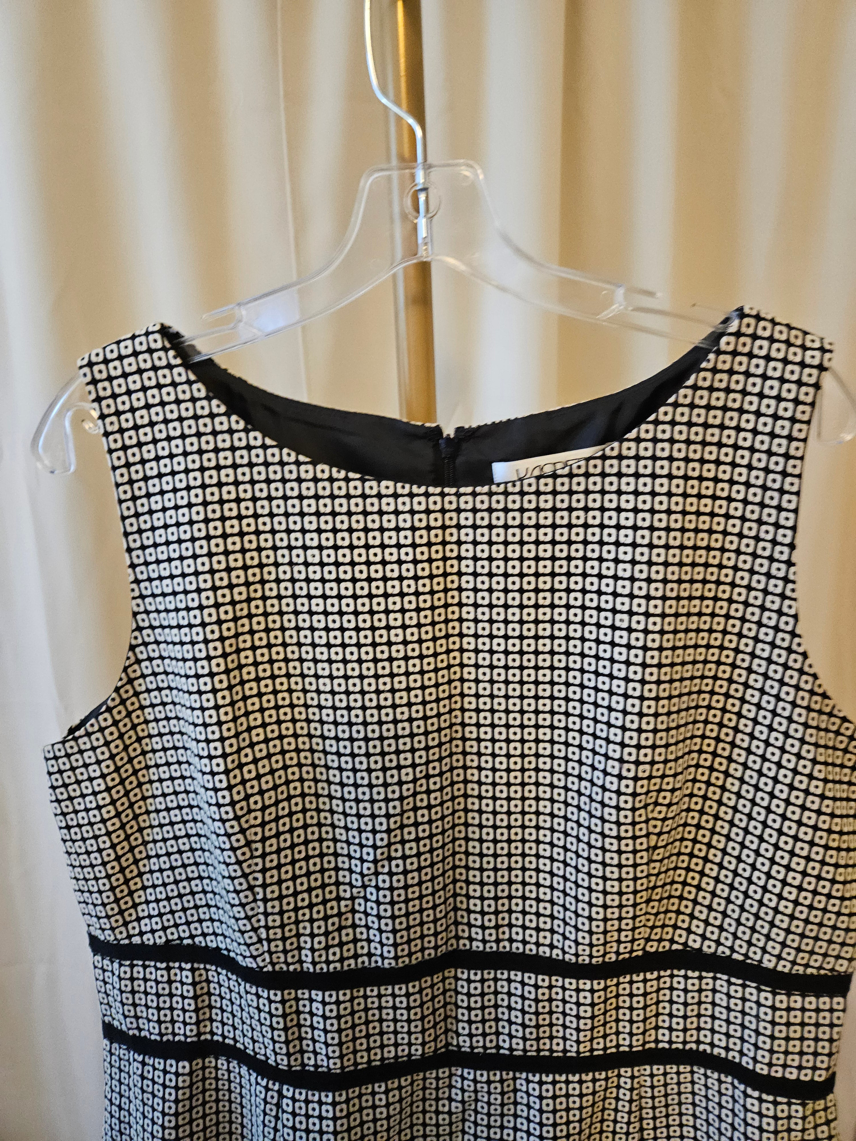 Kasper Size 12 Black & White Geometric Sheath Dress | Elegant Career & Occasion Wear