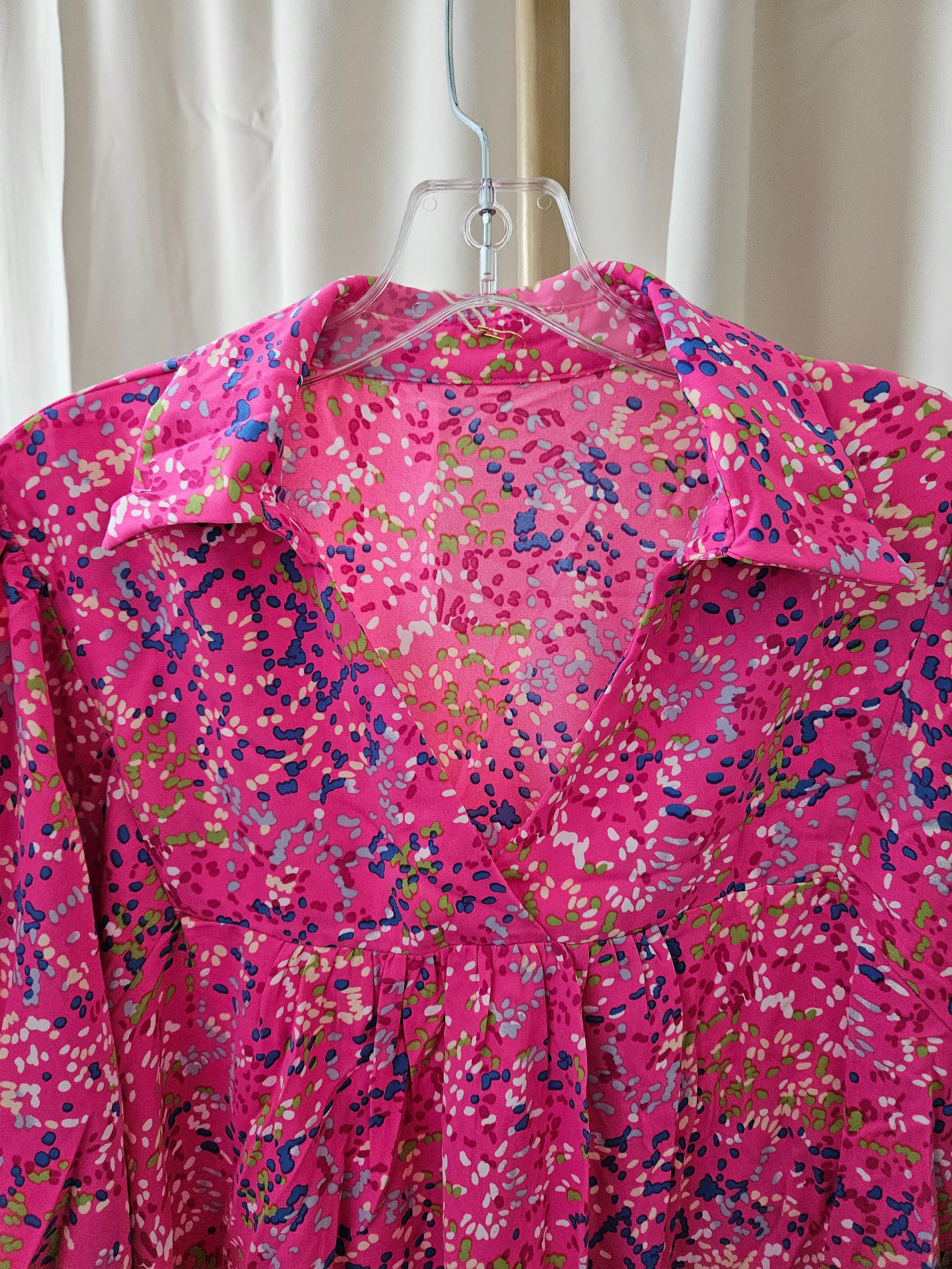 Lovesoft Abstract Pink Bonbon Blouse – V-Neck Collared Babydoll Top 💕