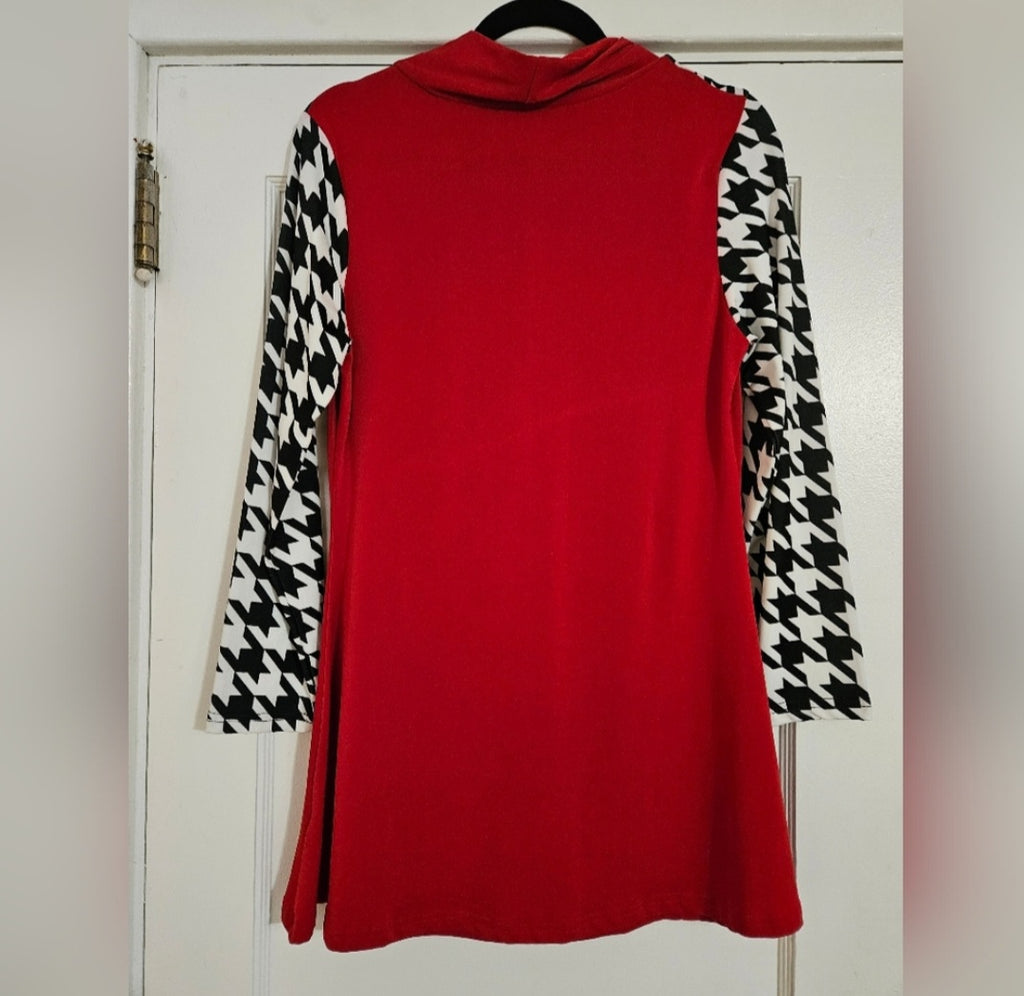 Lily Criss Cross Blk & Red Mini Dress with Keyhole Front Size small