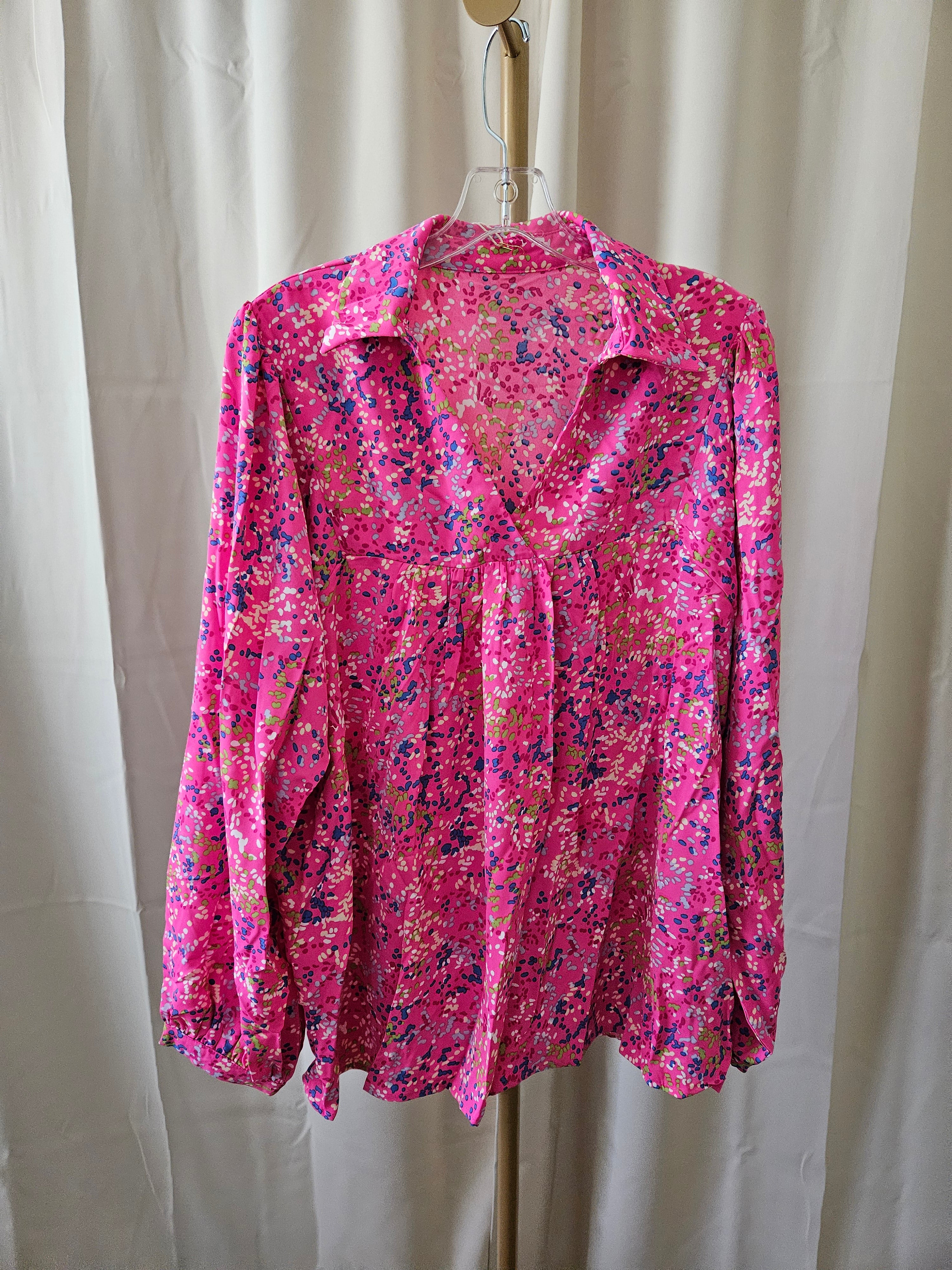 Lovesoft Abstract Pink Bonbon Blouse – V-Neck Collared Babydoll Top 💕