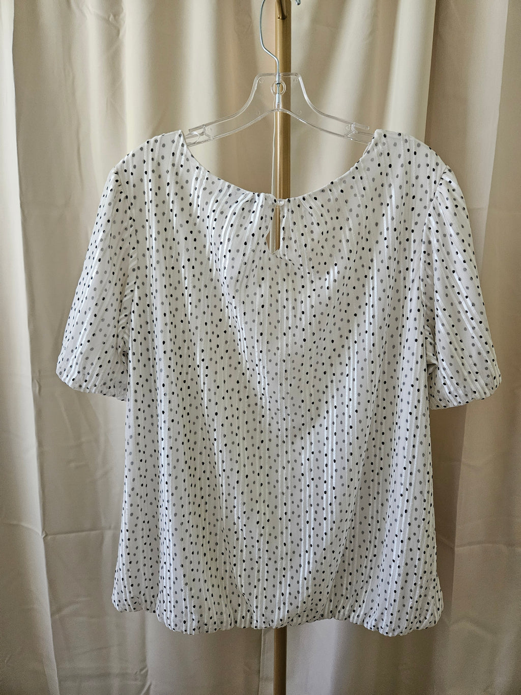 White & Black Polka-Dot Sheer Blouse – Fully Lined, 2X – Sara Michelle