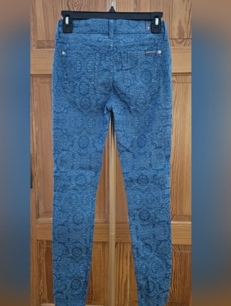 7 For All Mankind Scroll Design Skinny Jeans Size 24 Inseam 28 in